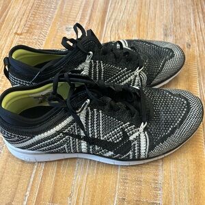 Nike Free Flyknit 4.0 Sneakers